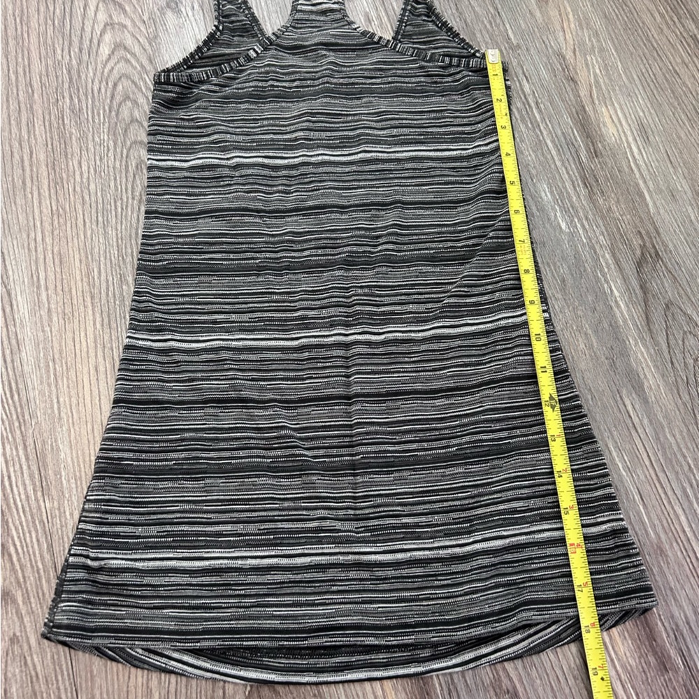 Lululemon Racerback Tank 6 - Picture 6 of 7